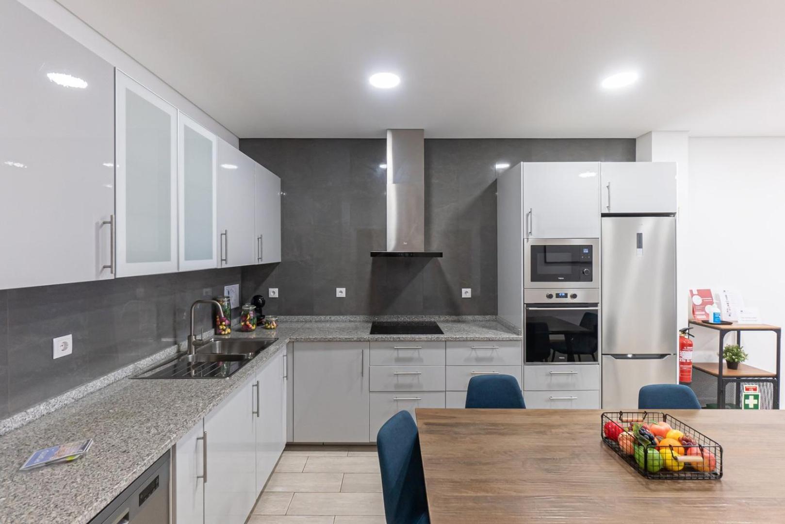 Appartamento Guestready - Urban Elegance In The Heart Of Oporto Esterno foto