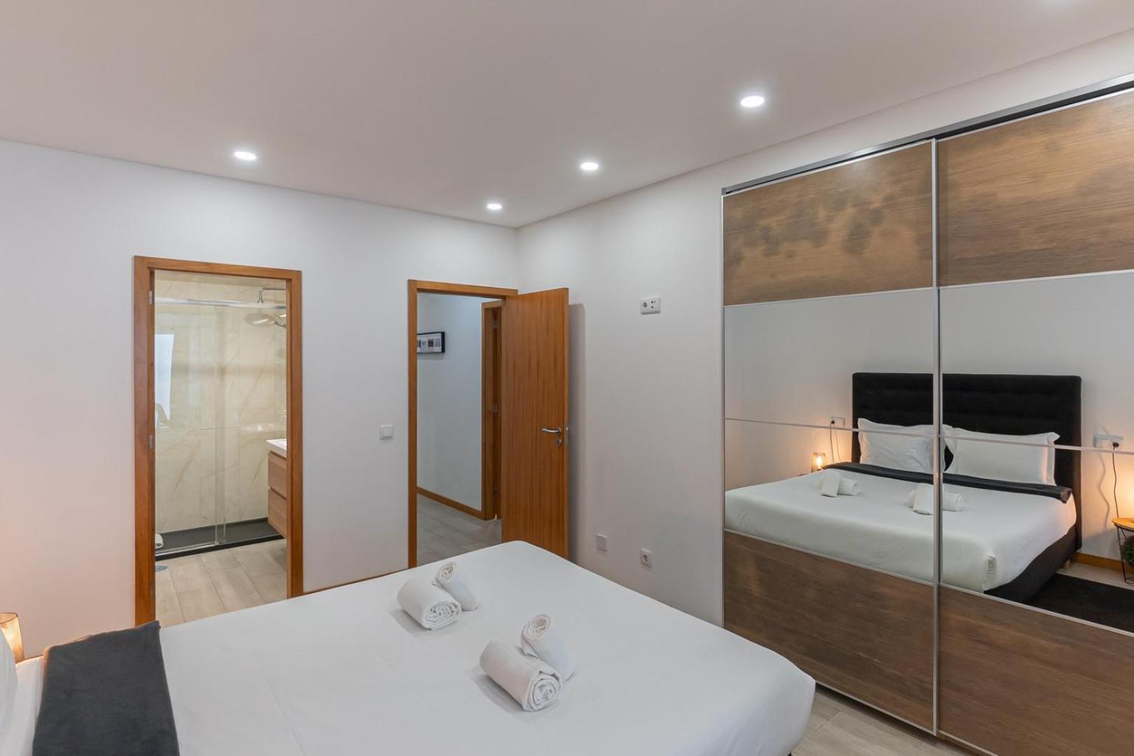 Appartamento Guestready - Urban Elegance In The Heart Of Oporto Esterno foto
