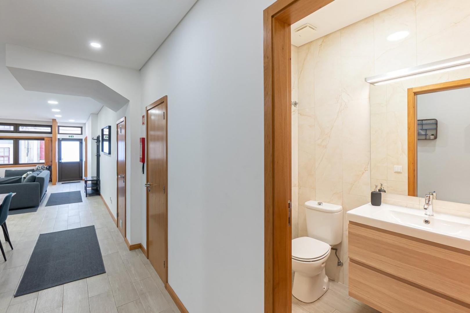 Appartamento Guestready - Urban Elegance In The Heart Of Oporto Esterno foto