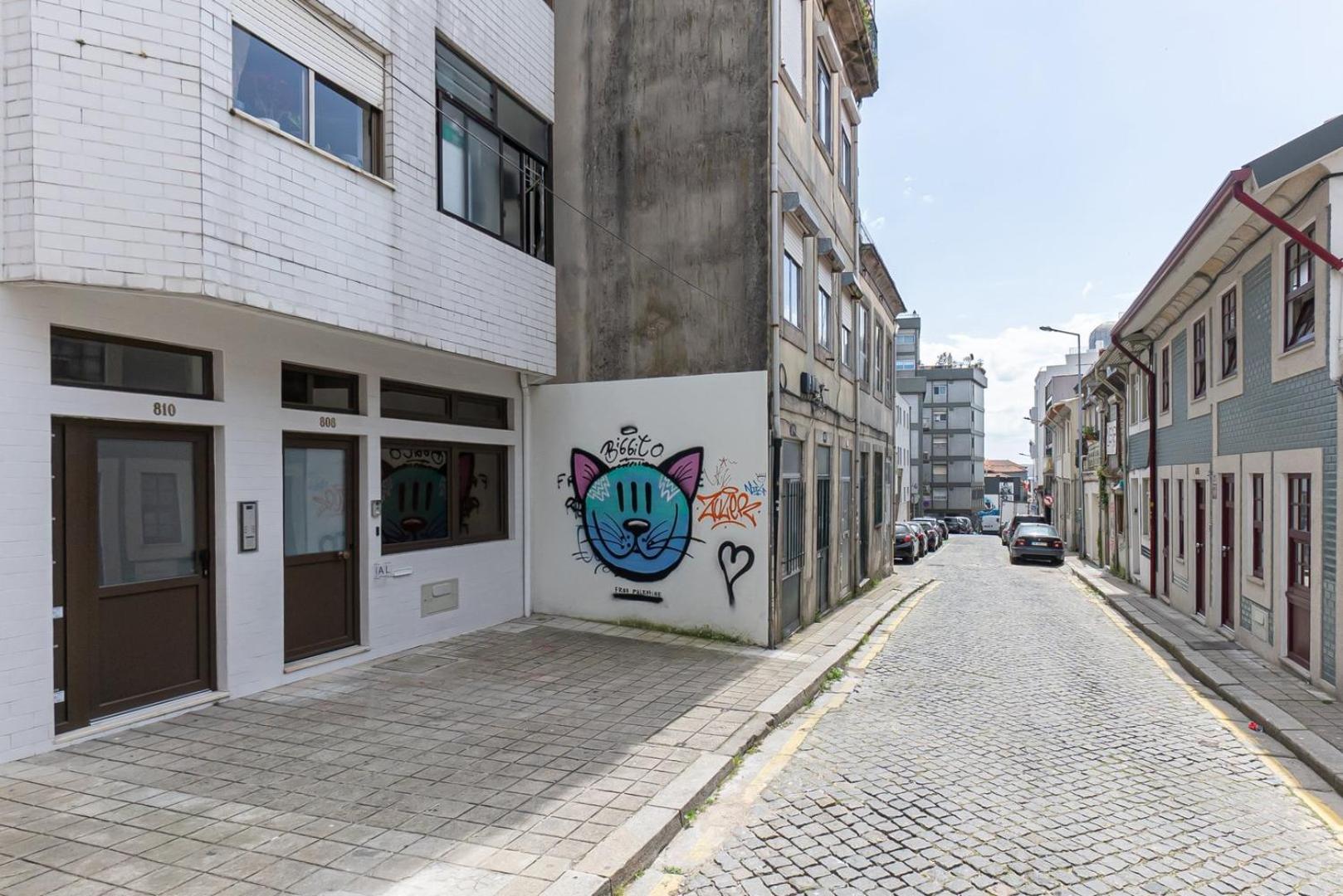 Appartamento Guestready - Urban Elegance In The Heart Of Oporto Esterno foto