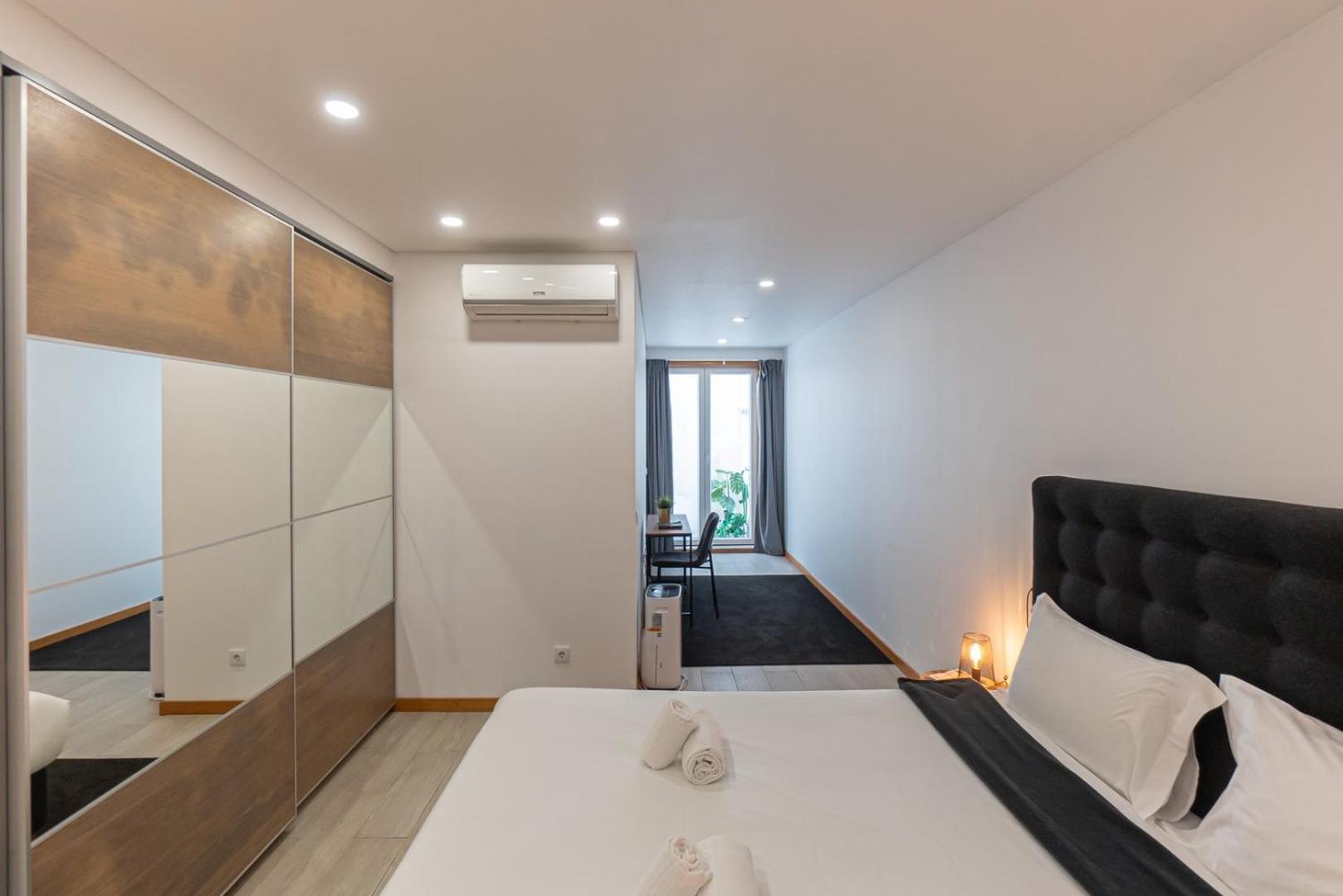 Appartamento Guestready - Urban Elegance In The Heart Of Oporto Esterno foto